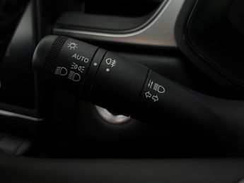 Renault Captur 1.6 E-TECH techno Auto Euro 6 (s/s) 5dr