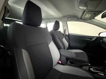 Toyota Auris 1.2 VVT-i Icon CVT Euro 6 (s/s) 5dr