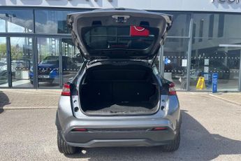 Nissan Juke 1.0 DiG-T Tekna 5dr DCT