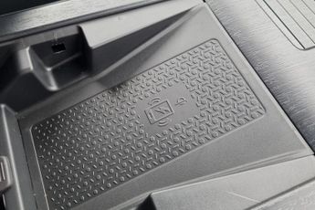 Nissan ARIYA 87kWh Nismo Auto e-4ORCE 5dr 22kW Charger