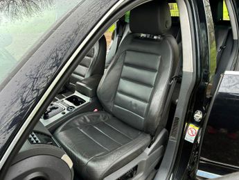 Volkswagen Touareg 5.0 TDI V10 DPF R50 5dr