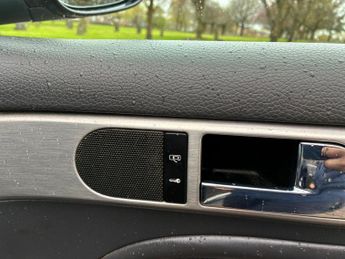 Volkswagen Touareg 5.0 TDI V10 DPF R50 5dr