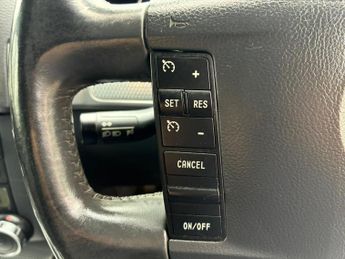Volkswagen Touareg 5.0 TDI V10 DPF R50 5dr