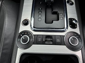Volkswagen Touareg 5.0 TDI V10 DPF R50 5dr