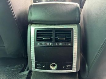 Volkswagen Touareg 5.0 TDI V10 DPF R50 5dr