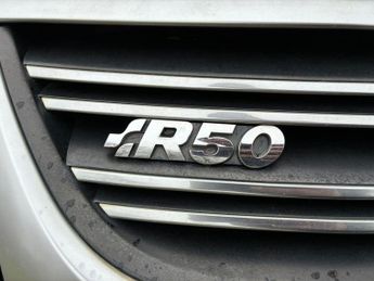 Volkswagen Touareg 5.0 TDI V10 DPF R50 5dr