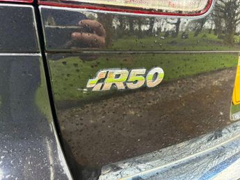 Volkswagen Touareg 5.0 TDI V10 DPF R50 5dr