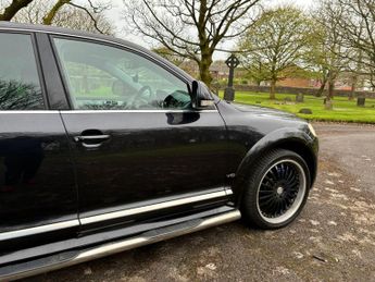 Volkswagen Touareg 5.0 TDI V10 DPF R50 5dr