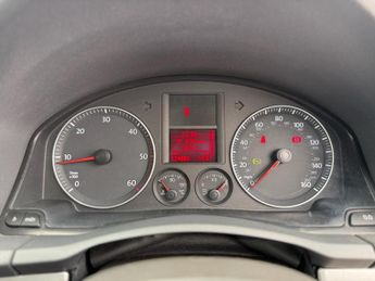 Volkswagen Golf 2.0 TDI GT DSG 5dr