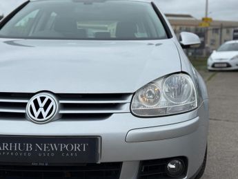 Volkswagen Golf 2.0 TDI GT DSG 5dr