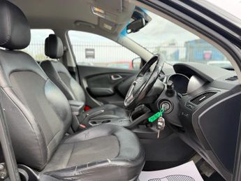 Hyundai ix35 2.0 CRDi SE Auto 4WD Euro 5 5dr (Nav)