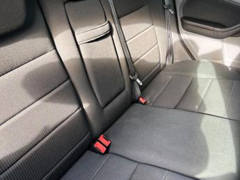 Ford Focus 1.6 Sport 5dr