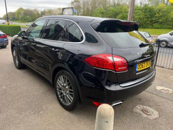 Porsche Cayenne 3.0 TD V6 Tiptronic 4WD Euro 5 (s/s) 5dr