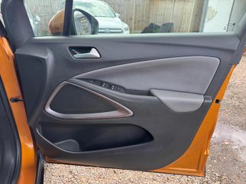 Vauxhall Crossland X 1.2 Turbo Elite Nav Auto Euro 6 (s/s) 5dr