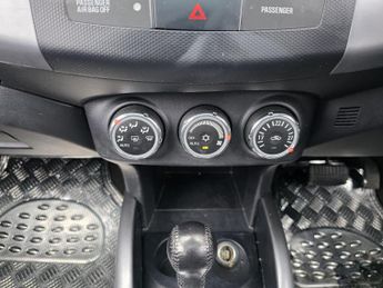 Mitsubishi Outlander 2.2 DI-D GX4 SST 4WD Euro 5 5dr