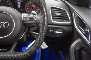 Audi RS Q3 2.5 TFSI S Tronic quattro Euro 5 (s/s) 5dr