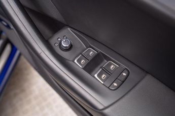 Audi RS Q3 2.5 TFSI S Tronic quattro Euro 5 (s/s) 5dr
