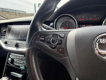 Vauxhall Astra 1.4i Turbo Elite Nav Auto Euro 6 (s/s) 5dr