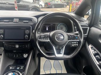 Nissan Leaf 40kWh N-Connecta Auto 5dr