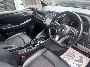 Nissan Leaf 40kWh N-Connecta Auto 5dr