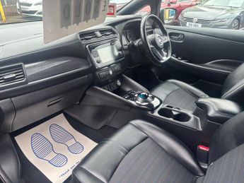 Nissan Leaf 40kWh N-Connecta Auto 5dr