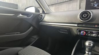 Audi A3 1.6 TDI Sport Sportback S Tronic Euro 5 (s/s) 5dr