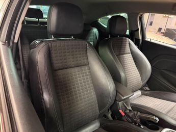 Vauxhall Astra GTC 2.0 CDTi SRi Euro 5 (s/s) 3dr