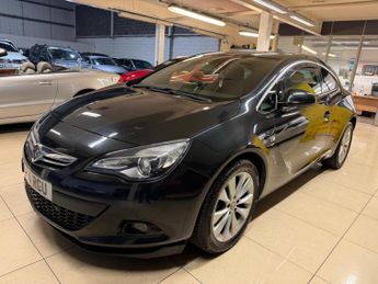 Vauxhall Astra GTC 2.0 CDTi SRi Euro 5 (s/s) 3dr