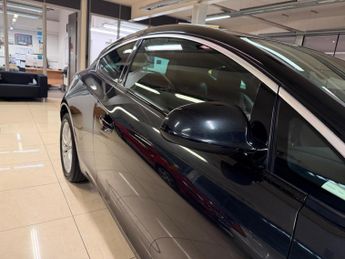 Vauxhall Astra GTC 2.0 CDTi SRi Euro 5 (s/s) 3dr