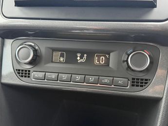 Volkswagen Polo 1.2 MATCH AUTOMATIC 5 DOOR