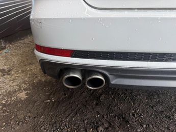 Audi A4 Avant 3.0 TDI V6 S line Tiptronic quattro Euro 6 (s/s) 5dr