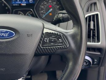 Ford Focus 1.6 Titanium Powershift Euro 6 5dr