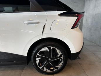 MG MG4 51kWh SE Auto 5dr