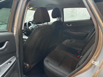 Hyundai KONA 64kWh Premium Auto 5dr (10.5kW Charger)