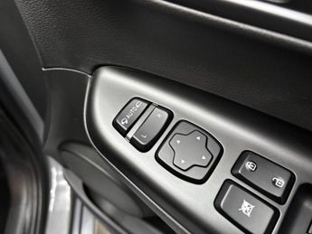 Hyundai KONA 64kWh Premium Auto 5dr (10.5kW Charger)