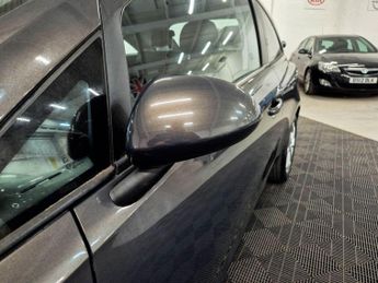 Vauxhall Corsa 1.2i Excite Euro 6 3dr (a/c)