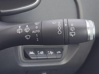 Renault Zoe R110 52kWh Iconic Auto 5dr (i)