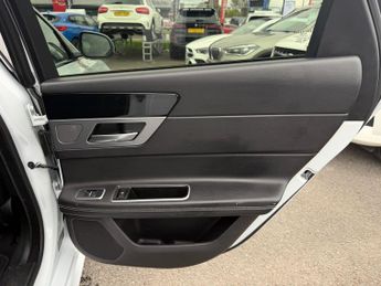 Jaguar XF 2.0d R-Sport Sportbrake Auto Euro 6 (s/s) 5dr