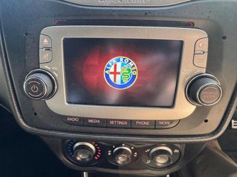 Alfa Romeo MiTo 875 TB TwinAir Sportiva Euro 6 (s/s) 3dr