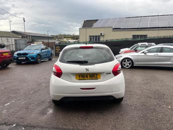Peugeot 208 1.2 VTi Active Euro 5 5dr