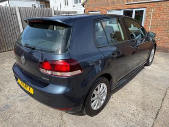 Volkswagen Golf 1.6 TDI BlueMotion Euro 5 (s/s) 5dr