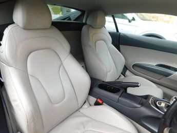 Audi R8 4.2 FSI V8 R Tronic quattro Euro 4 2dr