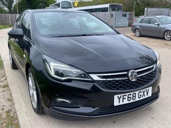 Vauxhall Astra 1.6 CDTi ecoTEC BlueInjection SRi Nav Euro 6 (s/s) 5dr