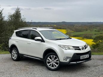 Toyota RAV4 2.2 D-CAT Invincible SUV 5dr Diesel Auto 4WD Euro 5 (150 ps)