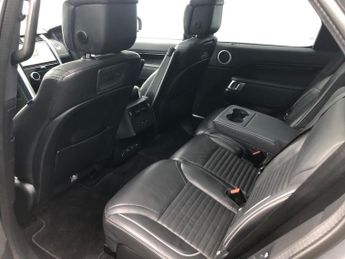 Land Rover Discovery 3.0 D300 MHEV R-Dynamic HSE Auto 4WD Euro 6 (s/s) 5dr