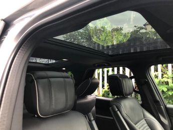 Land Rover Discovery 3.0 D300 MHEV R-Dynamic HSE Auto 4WD Euro 6 (s/s) 5dr