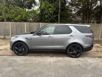 Land Rover Discovery 3.0 D300 MHEV R-Dynamic HSE Auto 4WD Euro 6 (s/s) 5dr