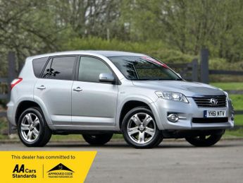 Toyota RAV4 2.2 D-CAT SR SUV 5dr Diesel Auto 4WD Euro 5 (150 ps)