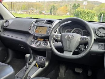 Toyota RAV4 2.2 D-CAT SR SUV 5dr Diesel Auto 4WD Euro 5 (150 ps)