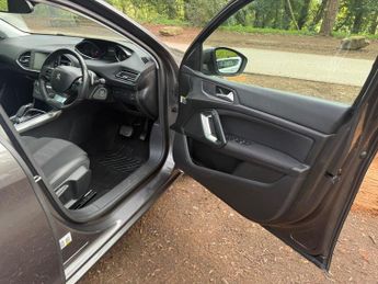 Peugeot 308 1.2 PureTech GPF Allure EAT Euro 6 (s/s) 5dr